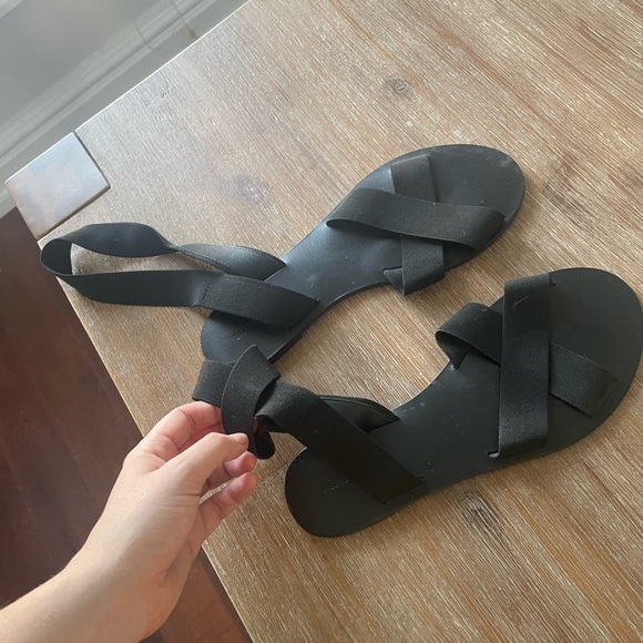 Sandals - Picture 2 of 3